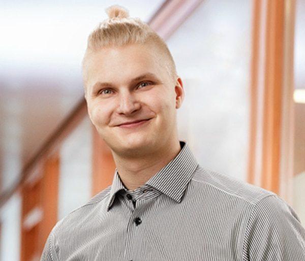 Lauri Karhunen, Rakennuttajainsinööri